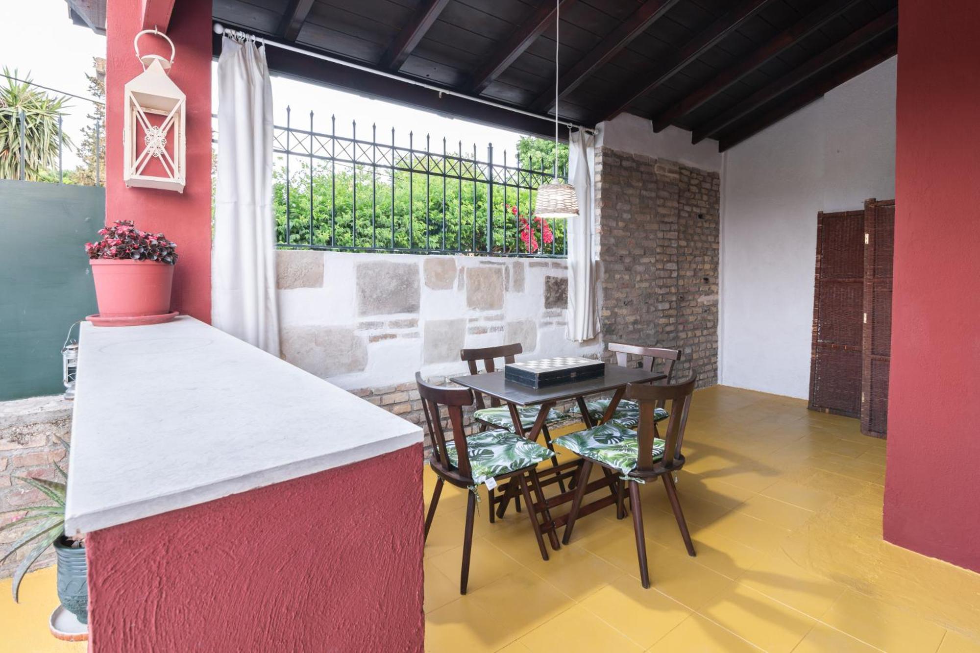 Zoe's Yard Family Summer House At Mon Repos Ferienhaus
